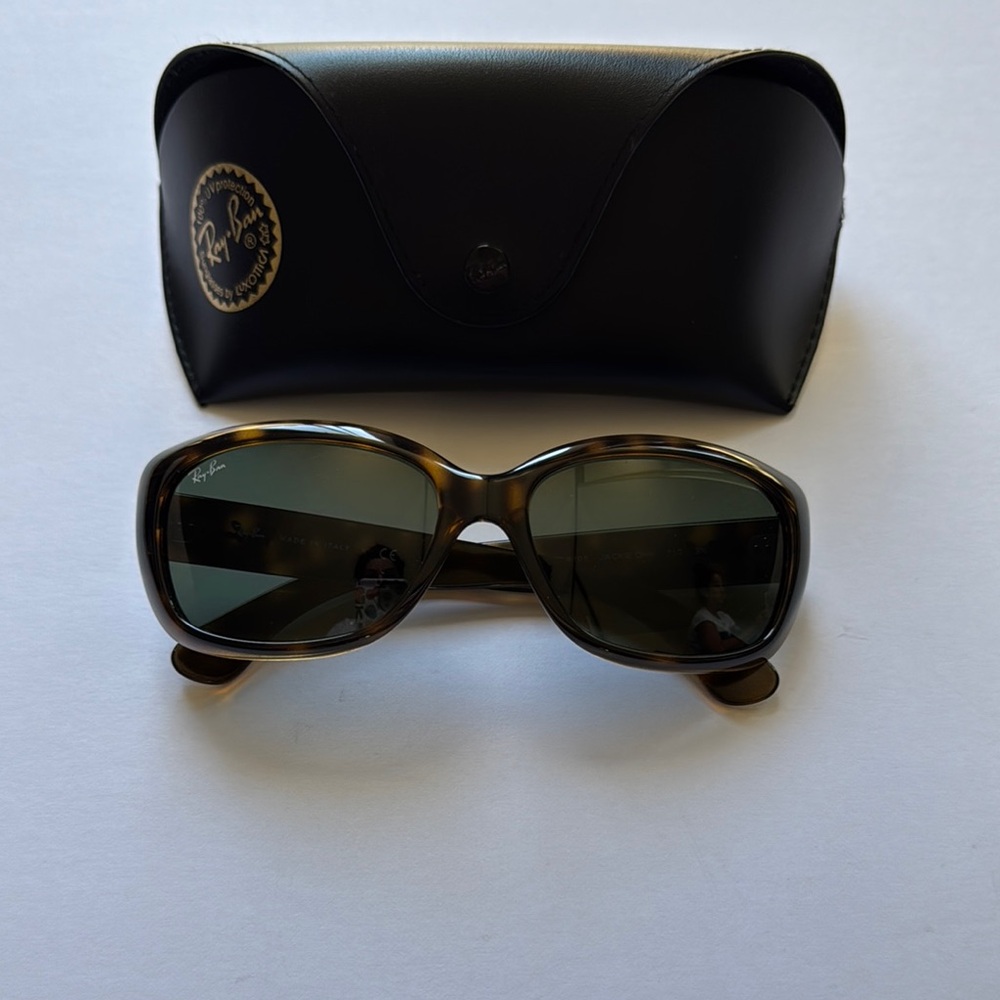 Ray-Ban Brown Sunglasses Classic Accessories